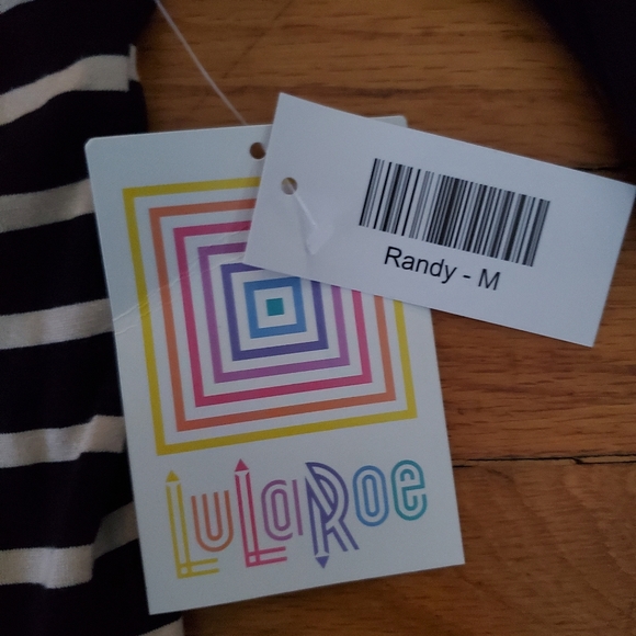 Lularoe Randy Baseball T - Picture 2 of 3